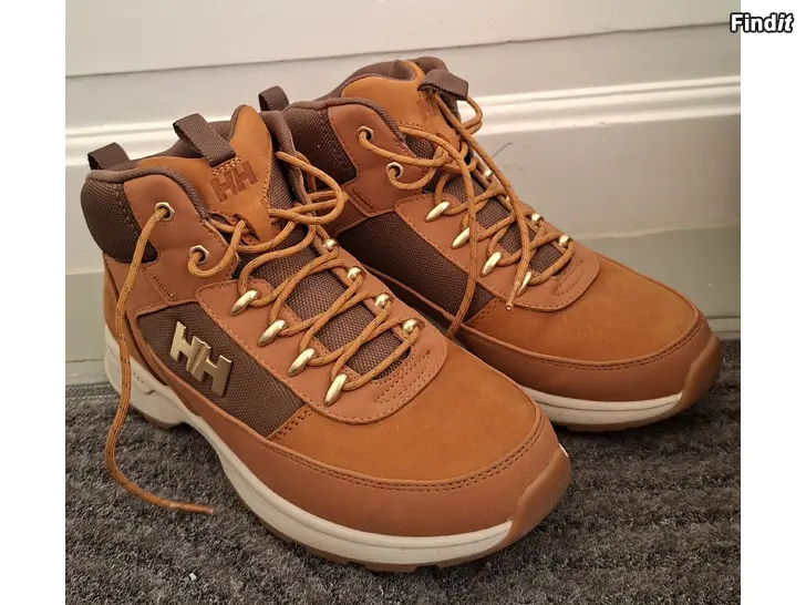 Säljes Helly Hansen skor strl 40