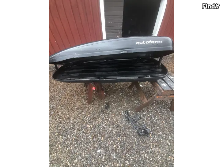 Säljes skid/takbox