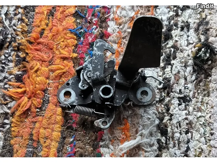 Myydään Konepelinavaus ohjaus boksi ecu lasinnostimen moottori