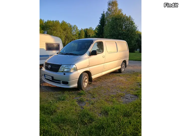 Säljes Paketbil Toyota Hiace säljes