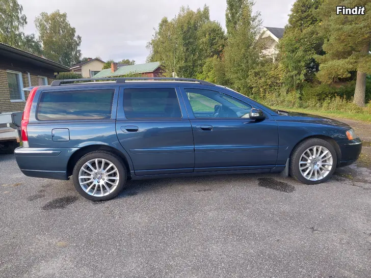 Myydään Volvo V70 D5 AWD Classic Inscription