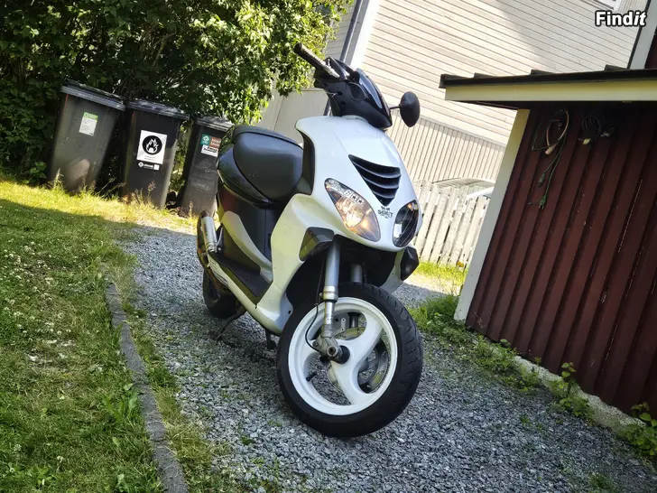 Säljes Piaggio NRG Power DD 2006