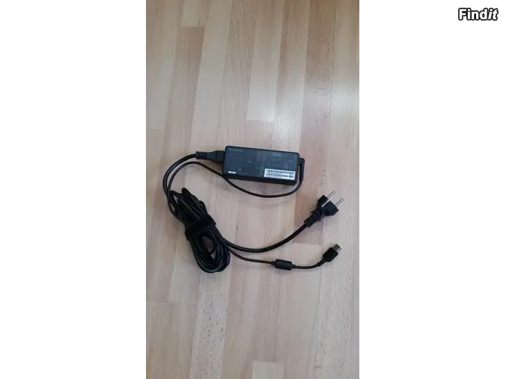 Myydään LENOVO läppärin laturi 90W 20V 15e