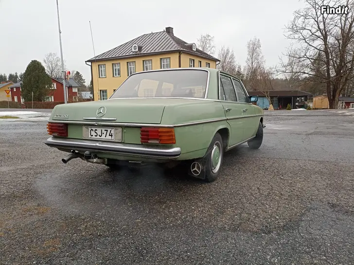 Säljes Museibil MB W115