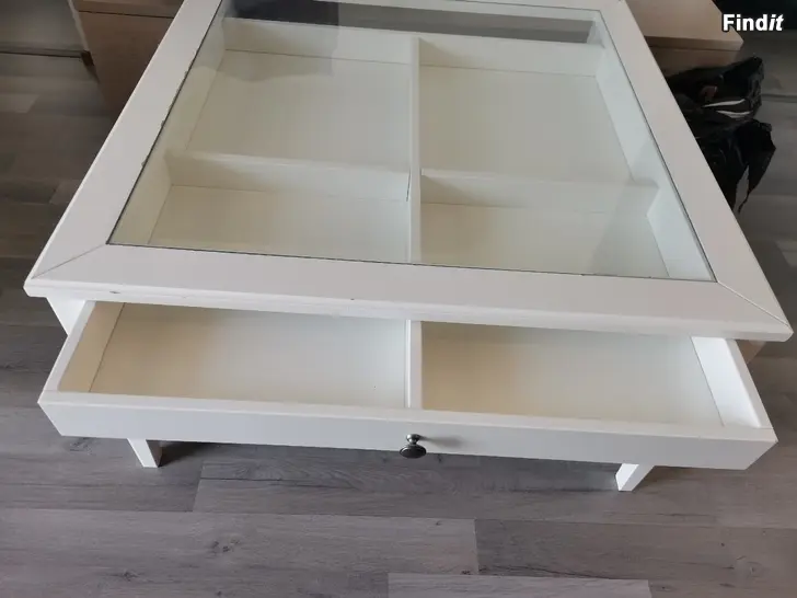 Myydään Hemnes soffbord / Hemnes sohvapöytä