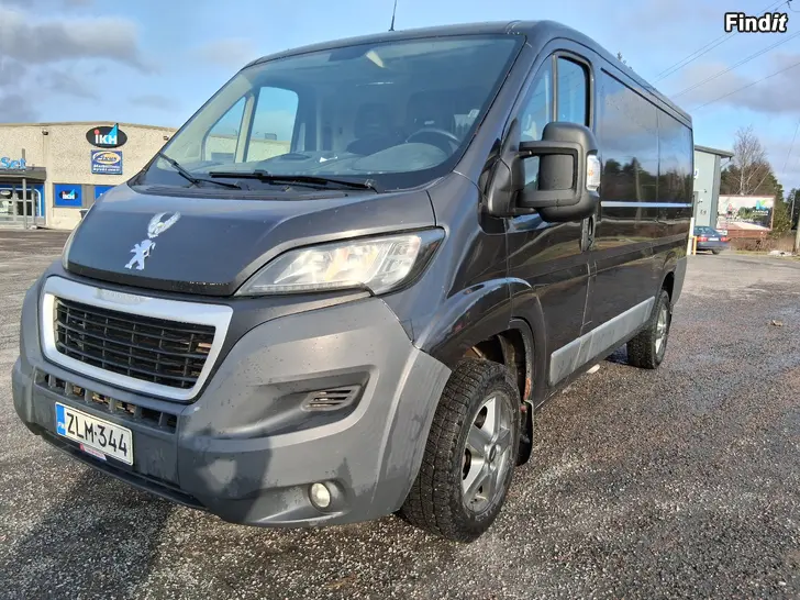 Myydään Peugoet boxer -17