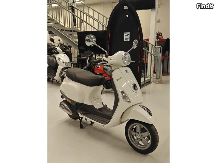 Säljes Vespa 50 LX 2011