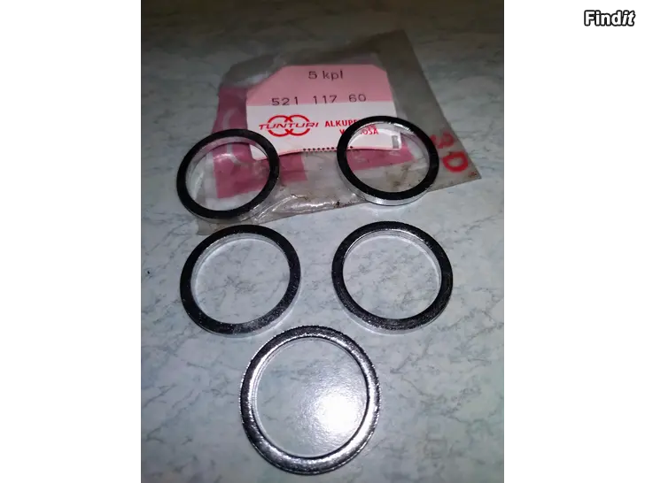 Säljes Kromad bricka till Tunturi övre styrtriangel