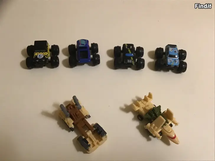 Säljes 4 st små snabba bilar, 2 st transformer grejer