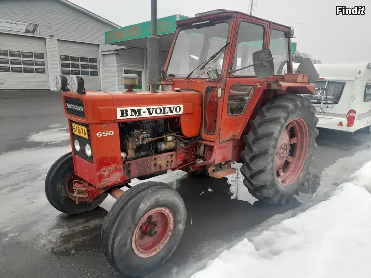 Myydään Volvo BM 600