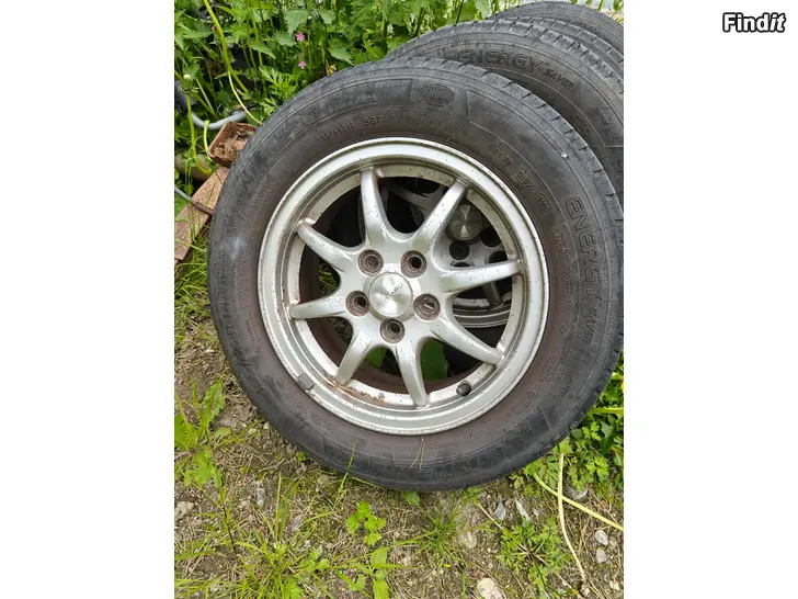 Myydään Subaru aluvanteet/alufälgar 14 5100