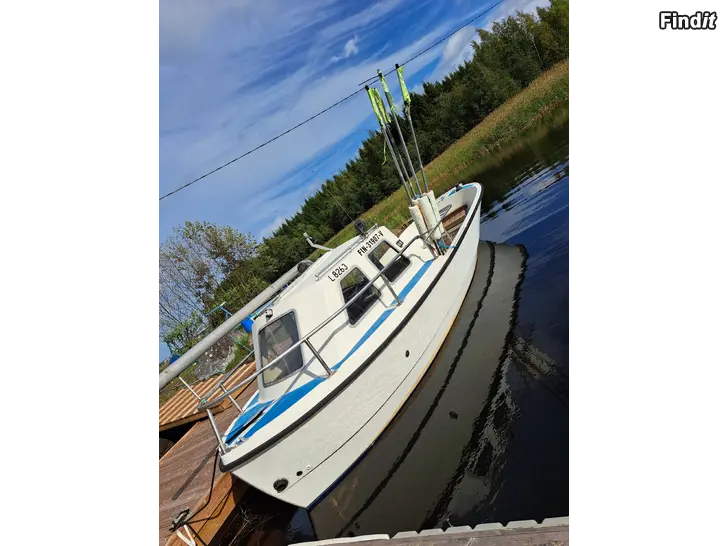 Myydään Merivene 8,1m