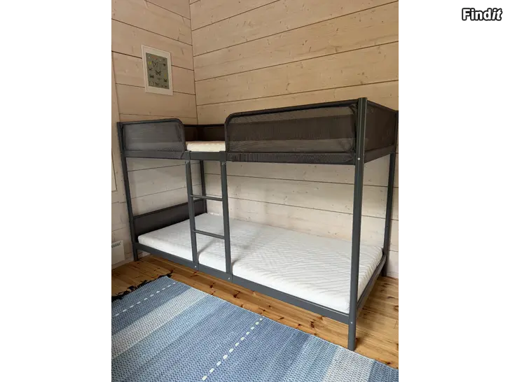 Myydään Ikea Tuffing kerrossänky / högsäng 90 x 200 cm