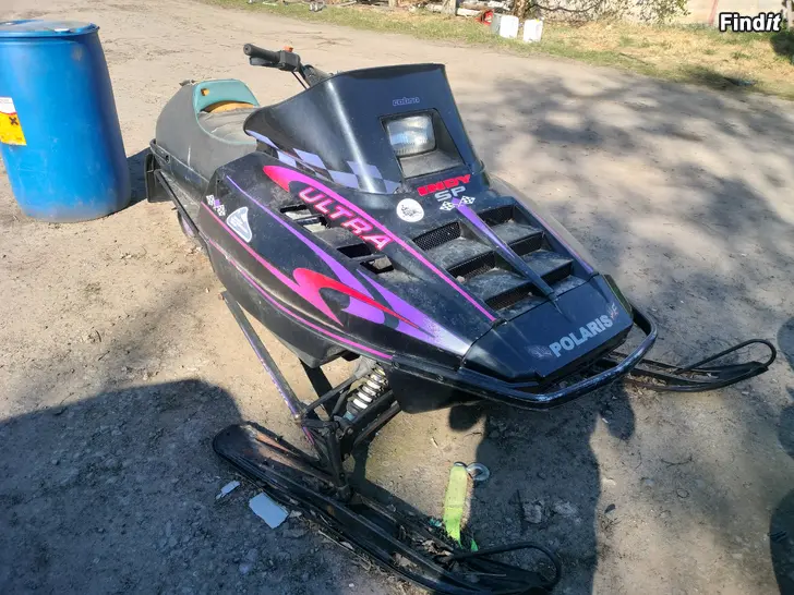 Säljes Polaris Indy Ultra 680 moottorikelkka