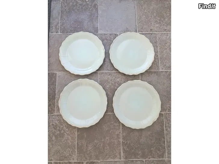 Säljes Mattallrikar 4 st
