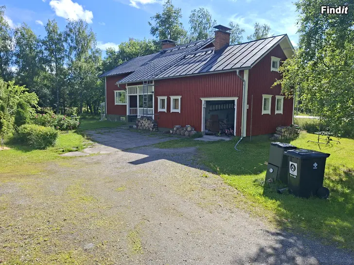 Vuokrataan Fint hus att hyra i Larsmo i ett säkert och bekvämt område 7 minuter utanför Jakobstad