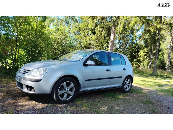 Myydään Volkswagen Golf 1,6 - 05