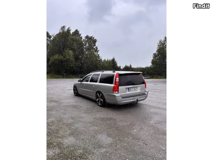 Säljes Volvo V70