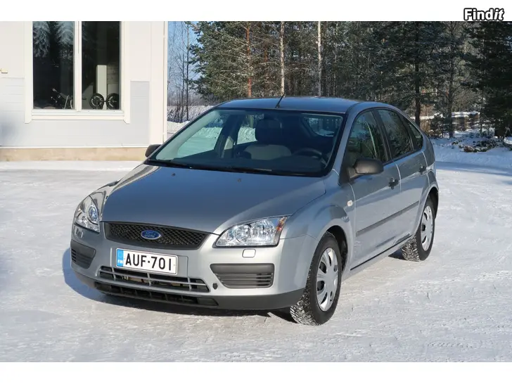 Säljes FORD FOCUS 1.6 TREND 5-OV HB. Huom 36000km