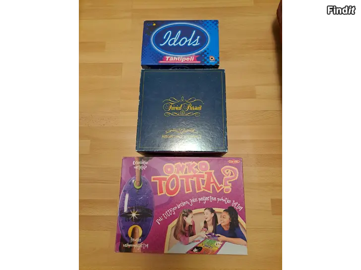 Säljes Pelejä kolme kappaletta