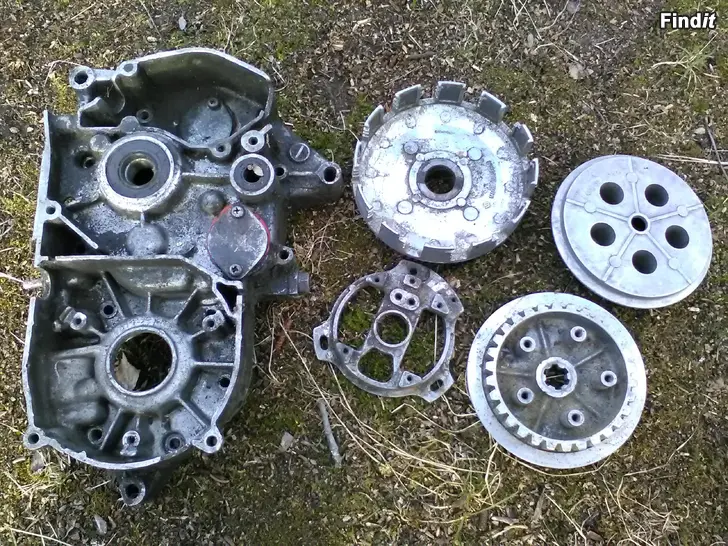 Vaihdetaan Suzuki PV 50 ja S1 ja R ärrä kyykky osia Osa2