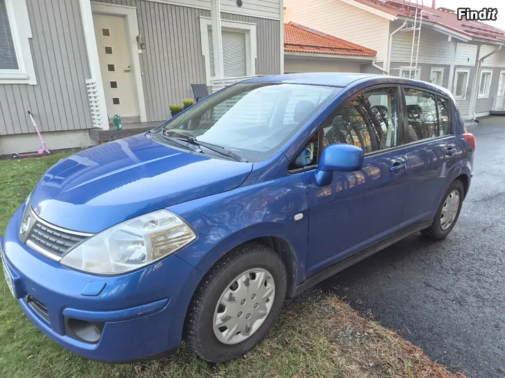 Säljes Nissan Tiida Säljes Nissan Tiida