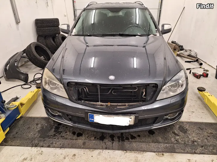 Myydään MB S204 200 kompressor osina