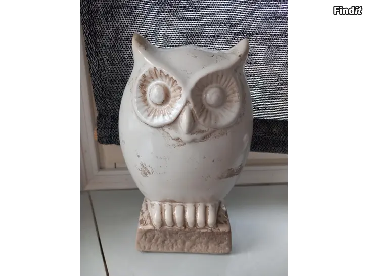 Säljes Keramisk uggla