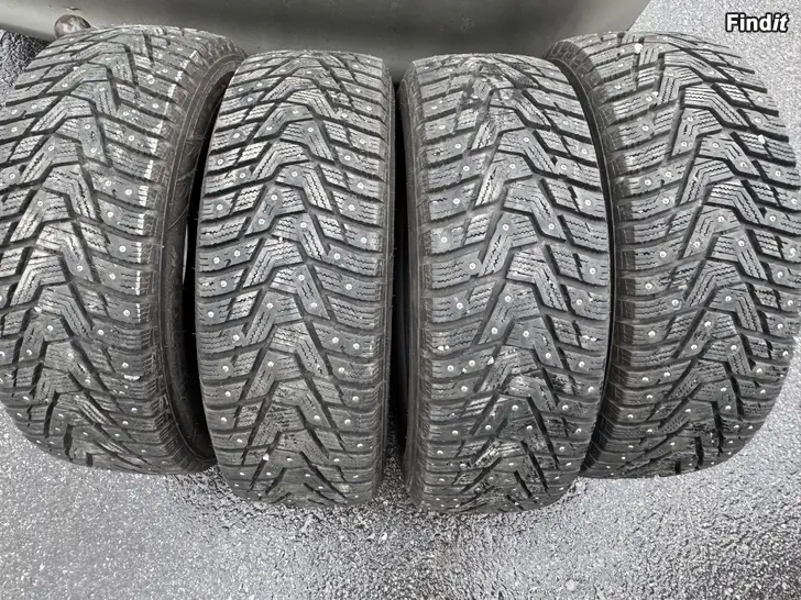 Myydään Nastarenkaat 195/65R15