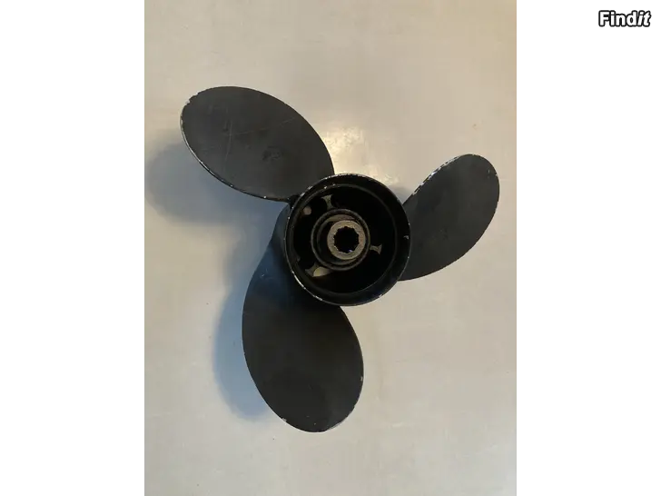 Säljes propeller 10 3/8 R13 MWC Mercury/Mariner