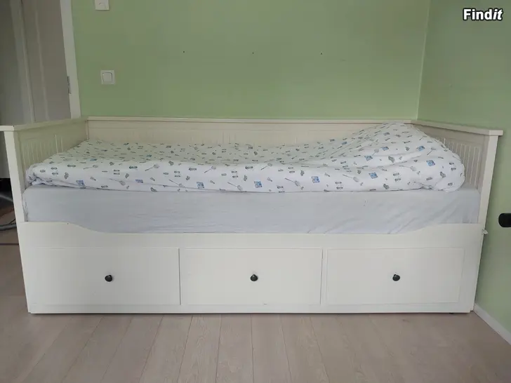 Säljes Hemnes sängsoffa - RESERVERAD