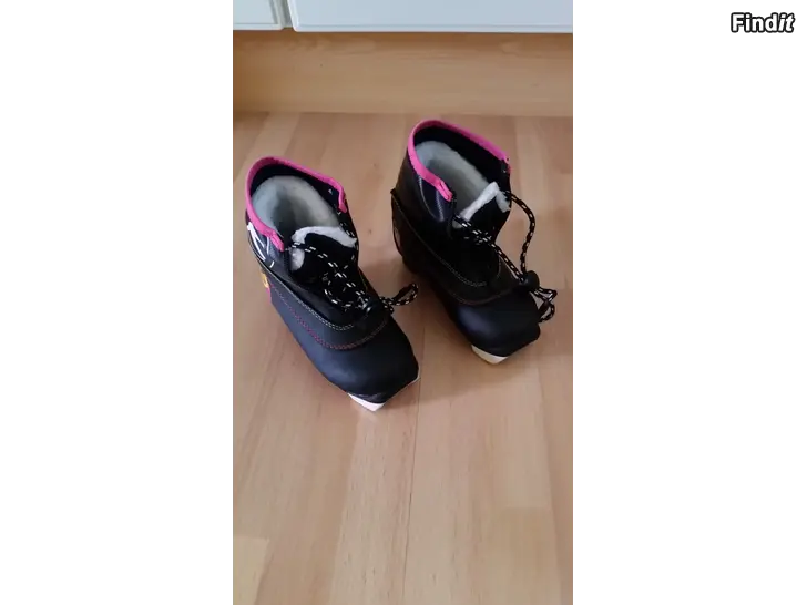 Myydään Rossignol Snowflake Rottefella NNN lasten monot koko27 20e