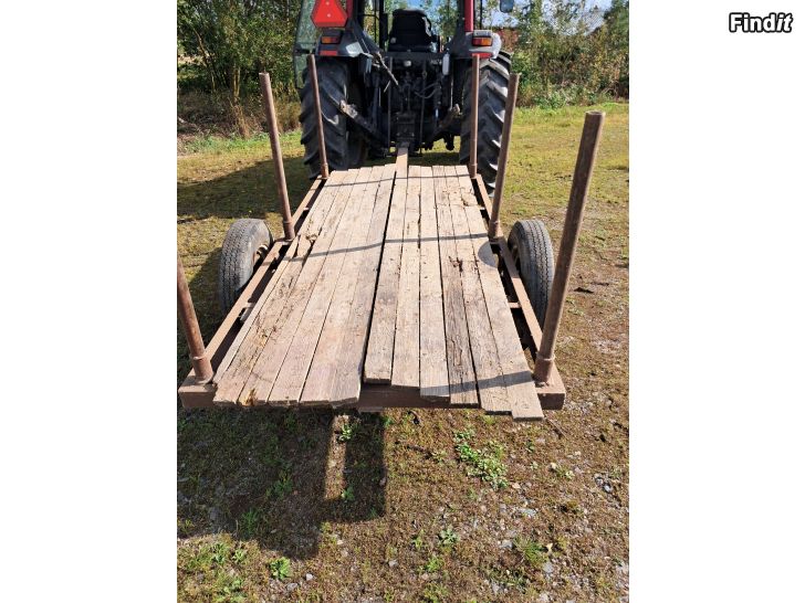 Säljes Traktor kärra