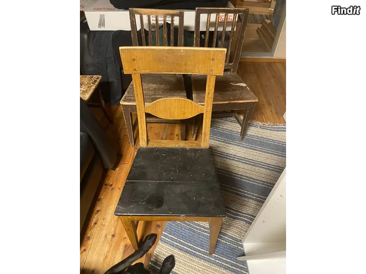 Säljes Säljes gamla stolar