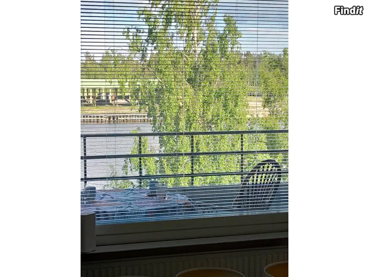 Säljes Arjen luxusta. Muuttovalmis, kalustettu pikkukoti merinäkymällä. Vapaa heti tai sopimuksen mukaan