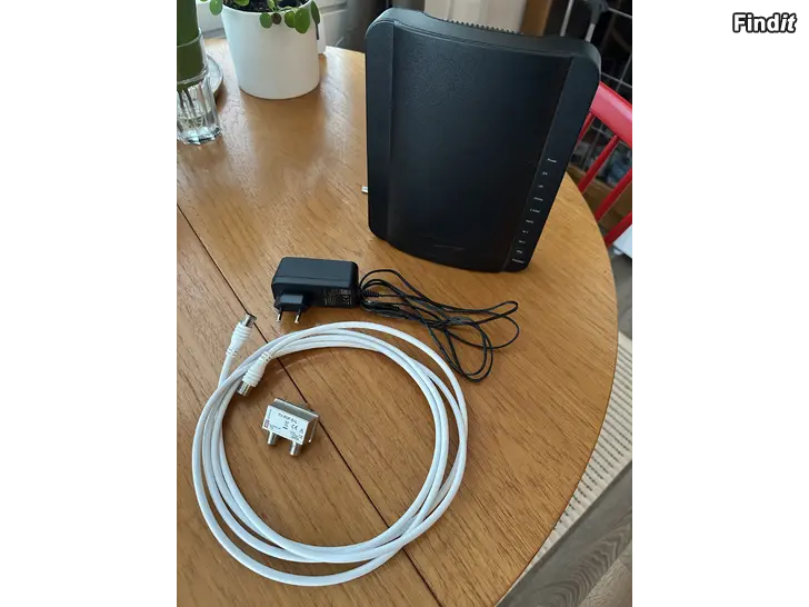 Myydään Arris TG2482B kabelmodem
