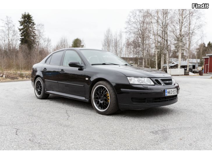 Myydään Saab 9-3