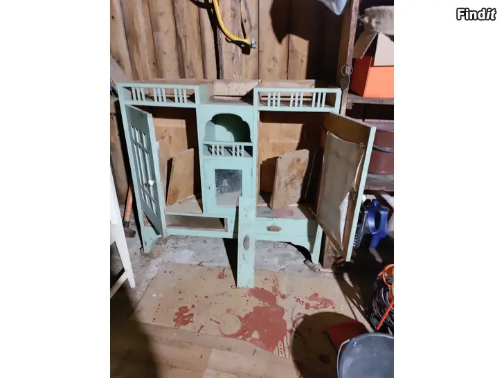 Myydään Äldre skåp