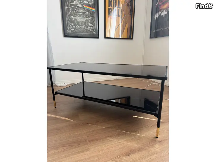 Myydään Ikea sohvapöytä