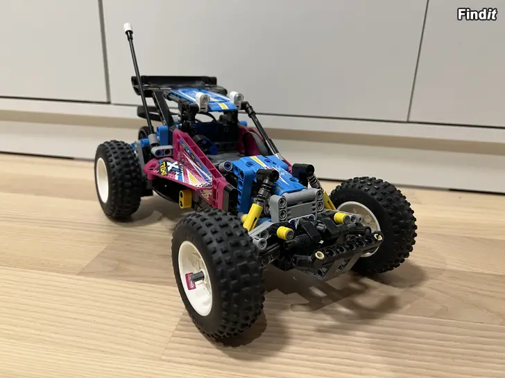 Säljes Radiostyrd legobil 42124