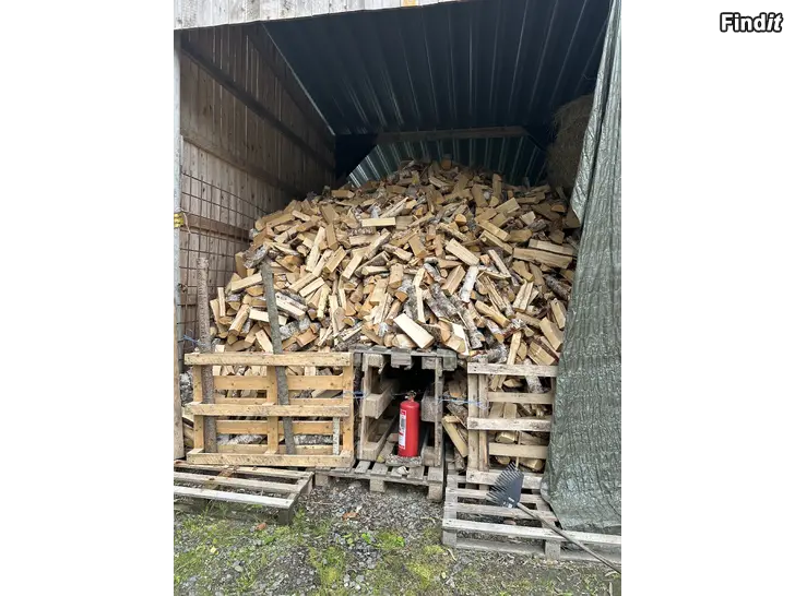 Säljes Säljes torr björkved med hemleverans /  Polttopuuta myytävänä
