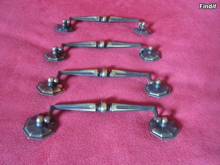 Säljes HANDTAG TILL STILMÖBLER