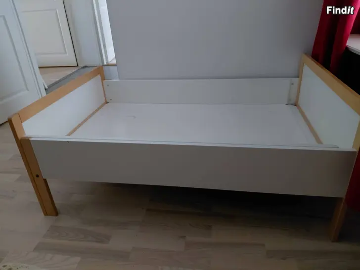 Säljes Sängstomme säljes