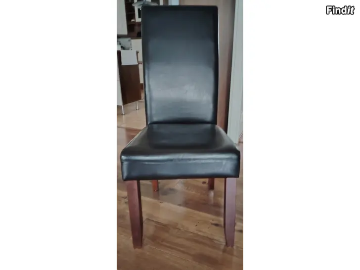 Säljes Matsalsstolar