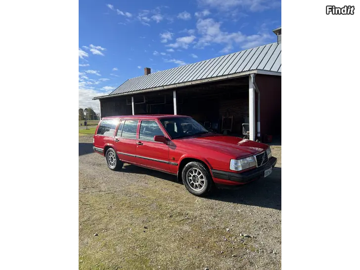 Säljes Volvo 945 D24TIC