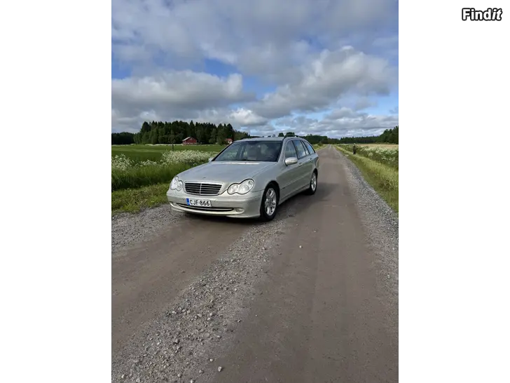 Säljes Mercedes c320