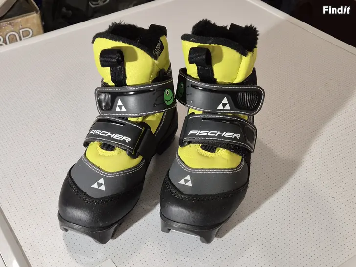 Myydään Fischer Snowstar hiihtomonot skidskor koko 29