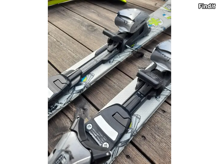 Säljes Twintip slalomskidor 103 cm