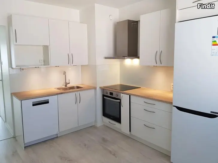 Uthyres Uthyres 3 rum + kök med inlglasad västbalkong på Rådhusgatan 40 Vaasa