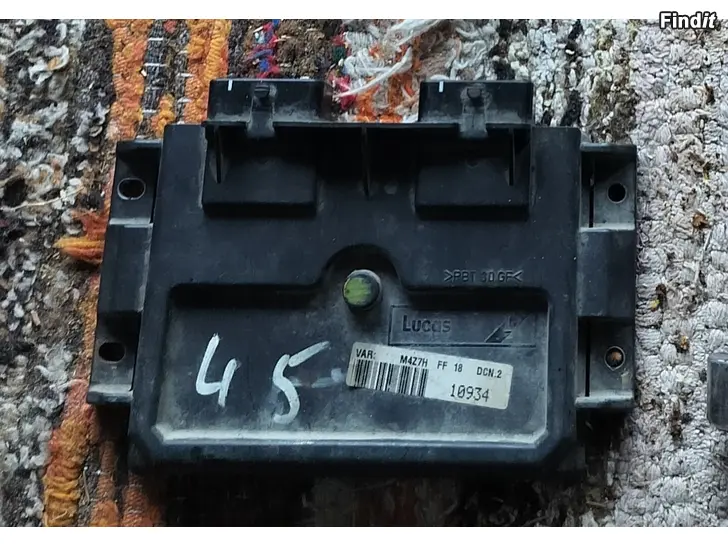 Myydään Ohjausboksi ruisku